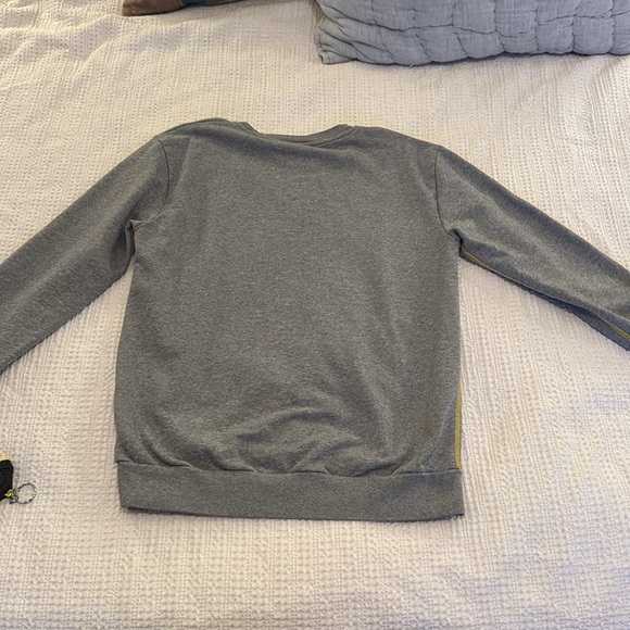 Perfect condition old school men’s medium WESC gray and yellow one crew neck - Picture 6 of 6